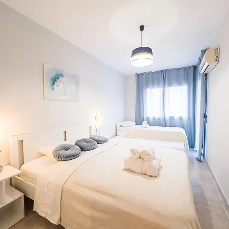 Lloret & Parking * 료렛 드 마르